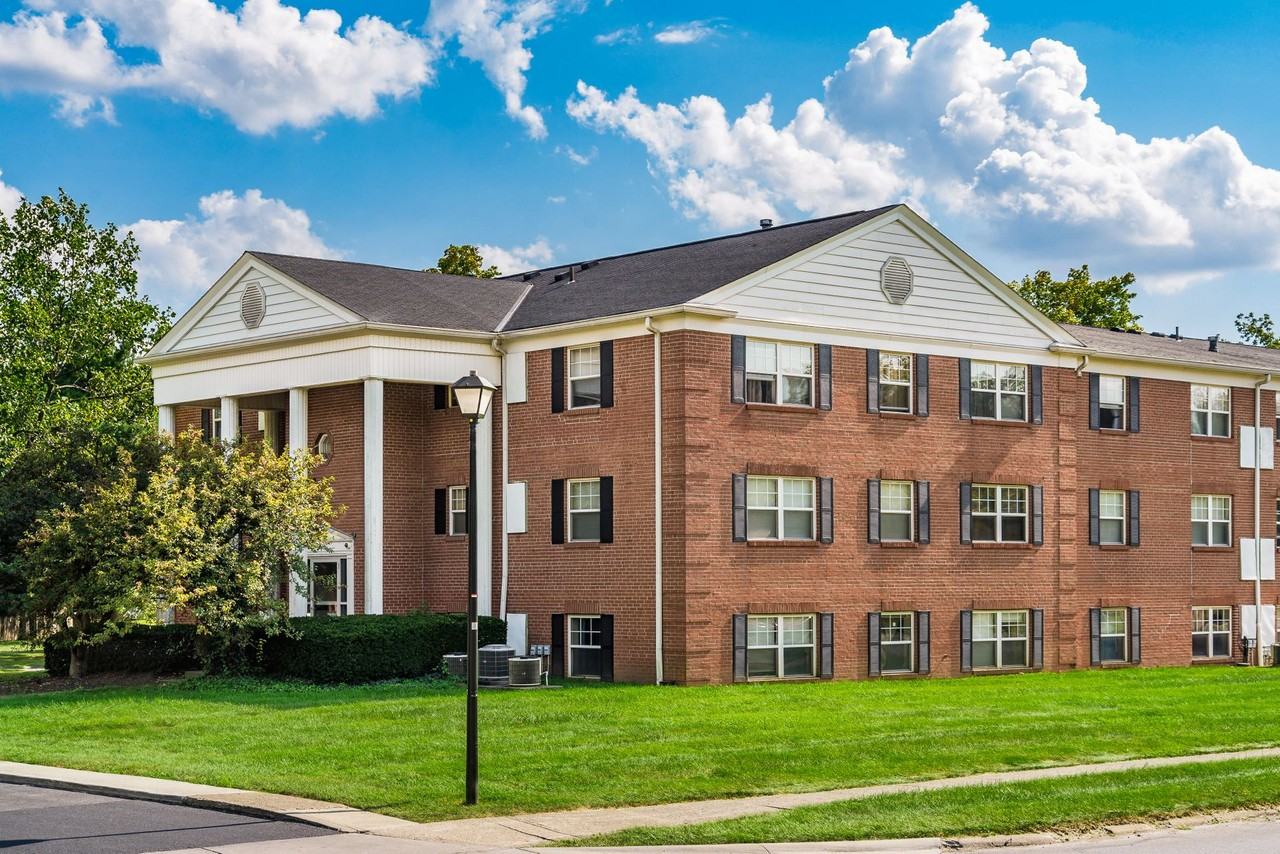 Northtowne Apartments - Photo 6 of 15