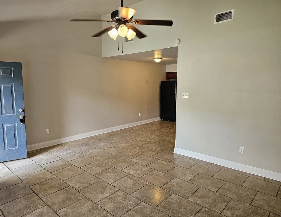 44154 Simpson Place - Photo 4 of 7