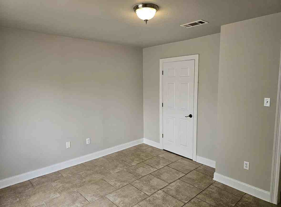 44154 Simpson Place - Photo 5 of 7