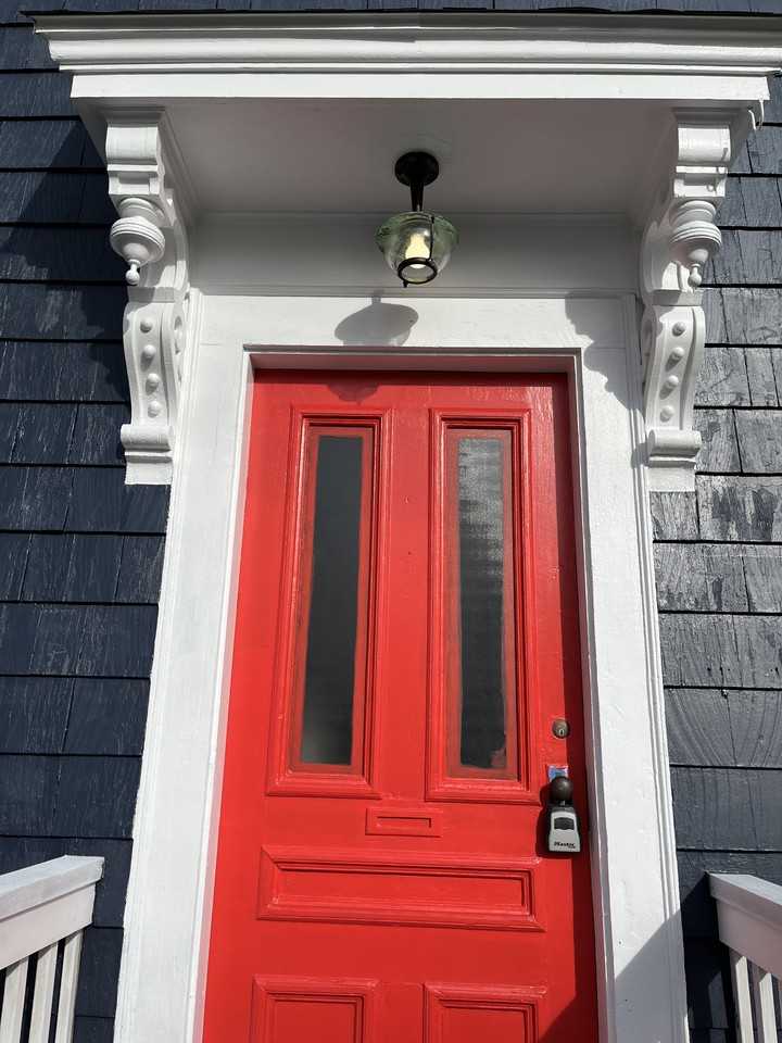 35 Lincoln Ave #2 - Photo 3 of 32