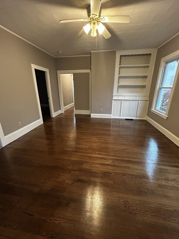 17 Franklin Street #1 - Photo 3 of 14