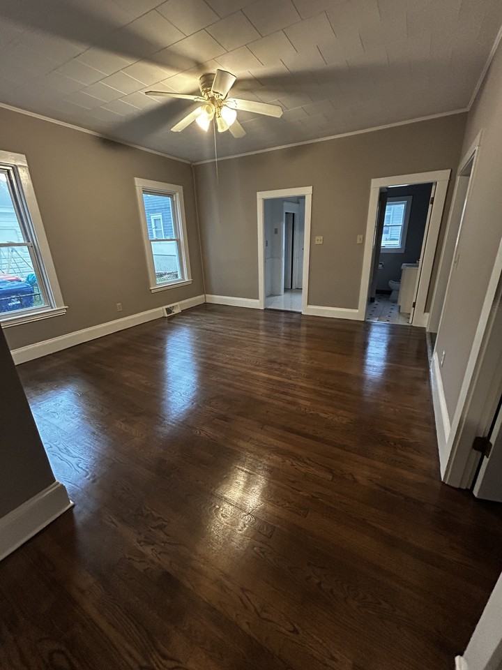 17 Franklin Street #1 - Photo 4 of 14