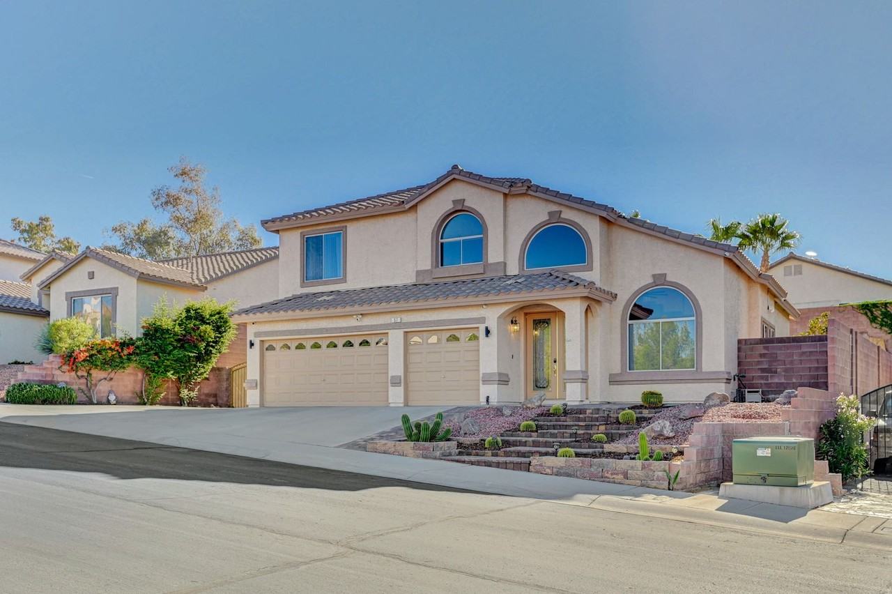 57 Voltaire Avenue - Photo 3 of 50