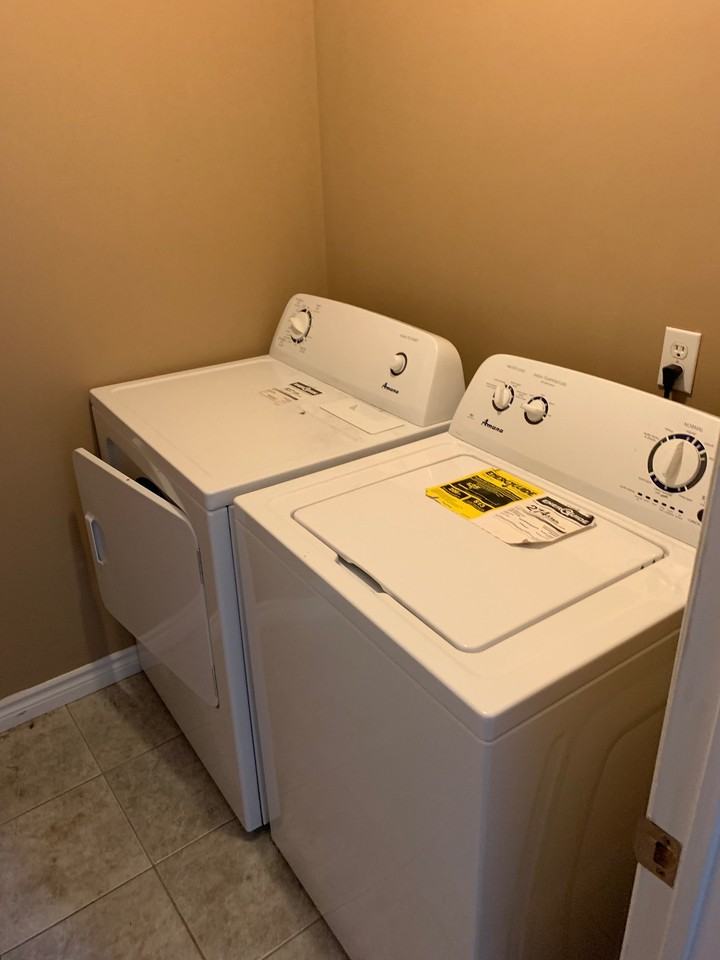 7 Shaw Dr #1 - Photo 2 of 8