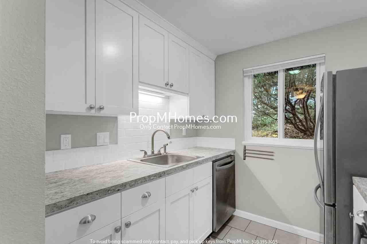 12614 Nw Barnes Rd #12 - Photo 4 of 22