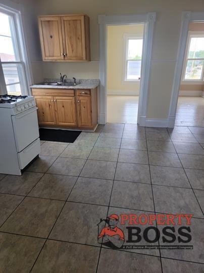 825 1/2 Wabash Street - Photo 3 of 6