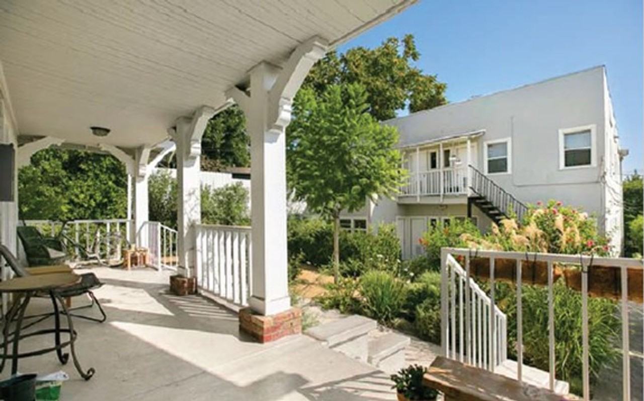 Small Community, Big Opportunity – Won’t Last! Your Highland Park Home Awaits! - Photo 5 of 7