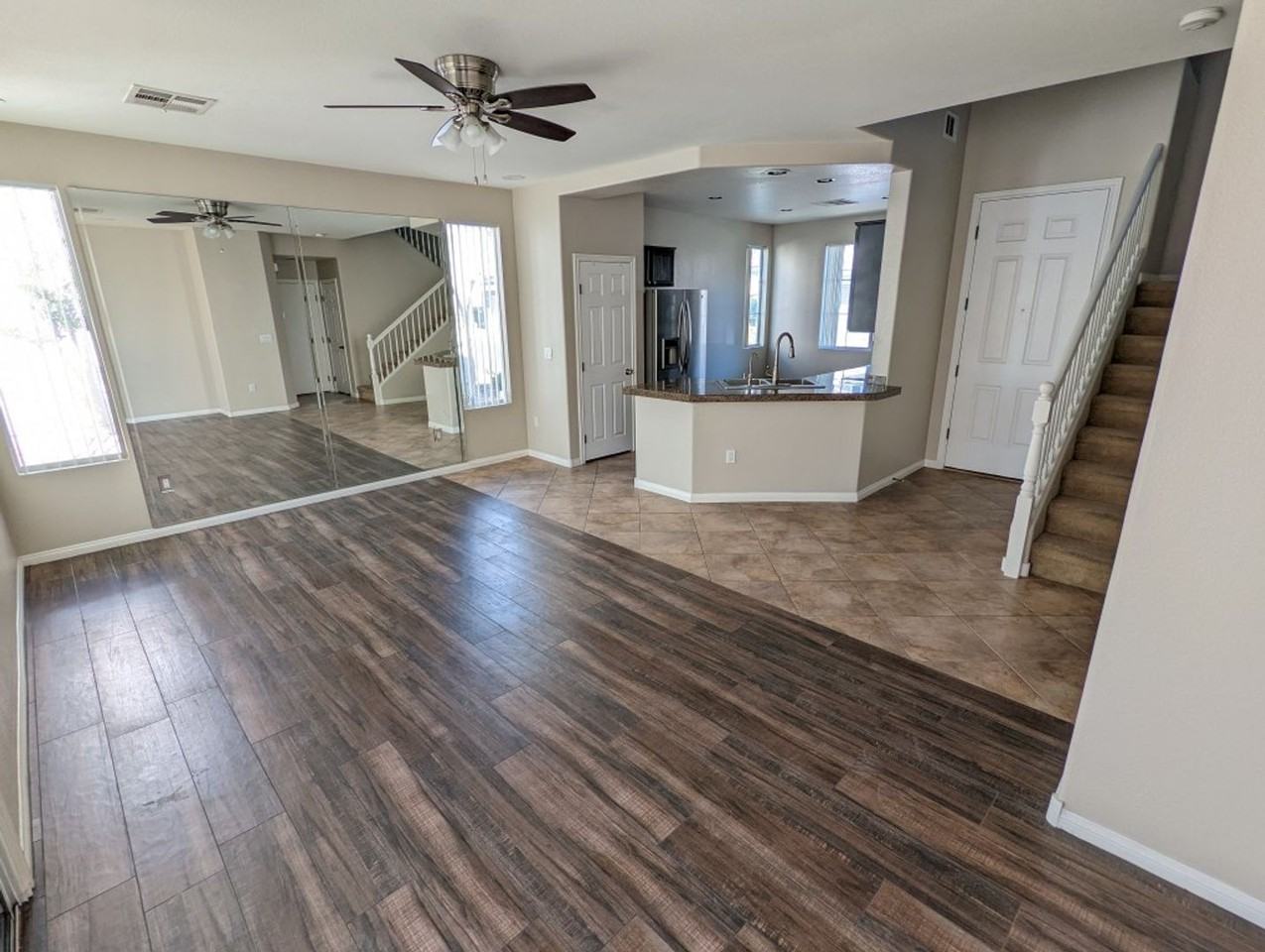 7585 Aspen Color St - Photo 3 of 18