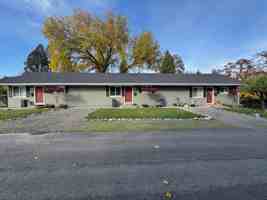 featured image of 415 N 6th St