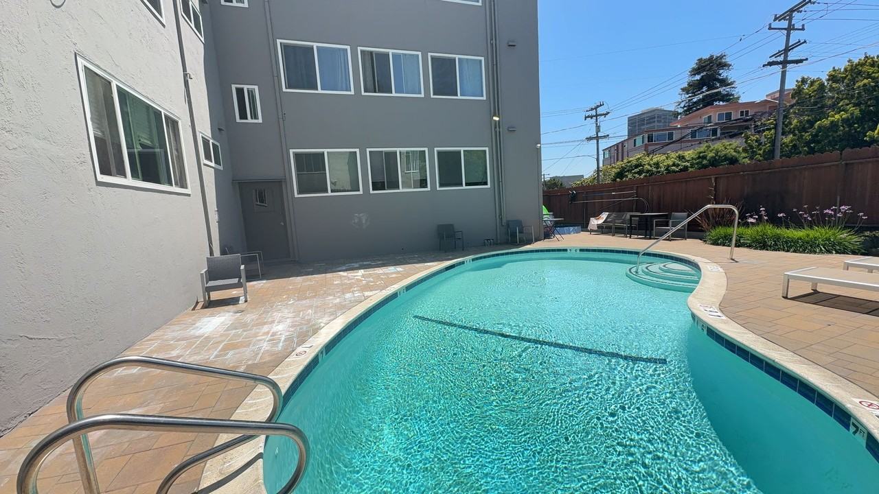 406 Van Buren Ave - Photo 7 of 10