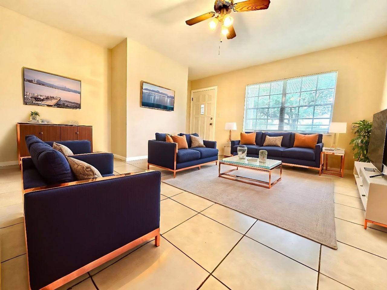 532 Park Ave - Photo 3 of 27