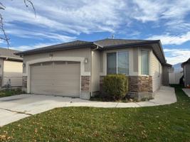 featured image of 732 N Skipton Dr