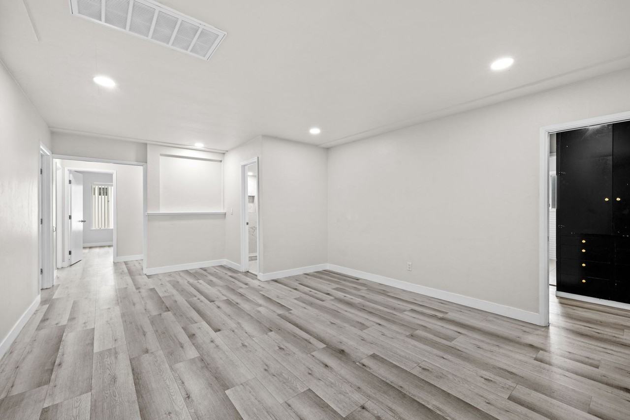 5528 Dorothy Dr - Photo 7 of 20