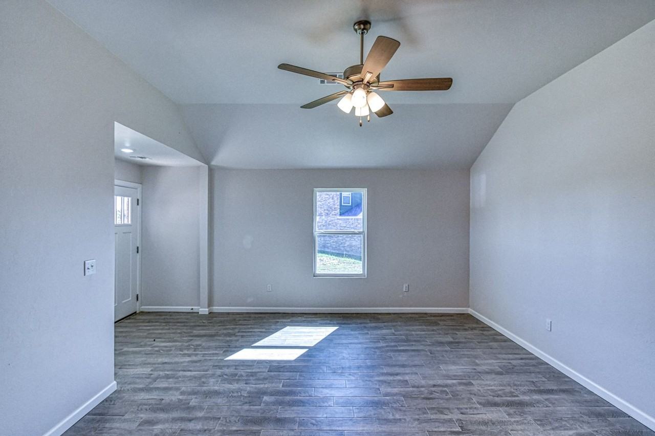 2716 Varenna Ct - Photo 6 of 31