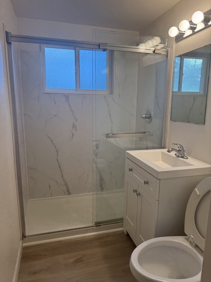 1725 18th Avenue - Photo 5 of 9