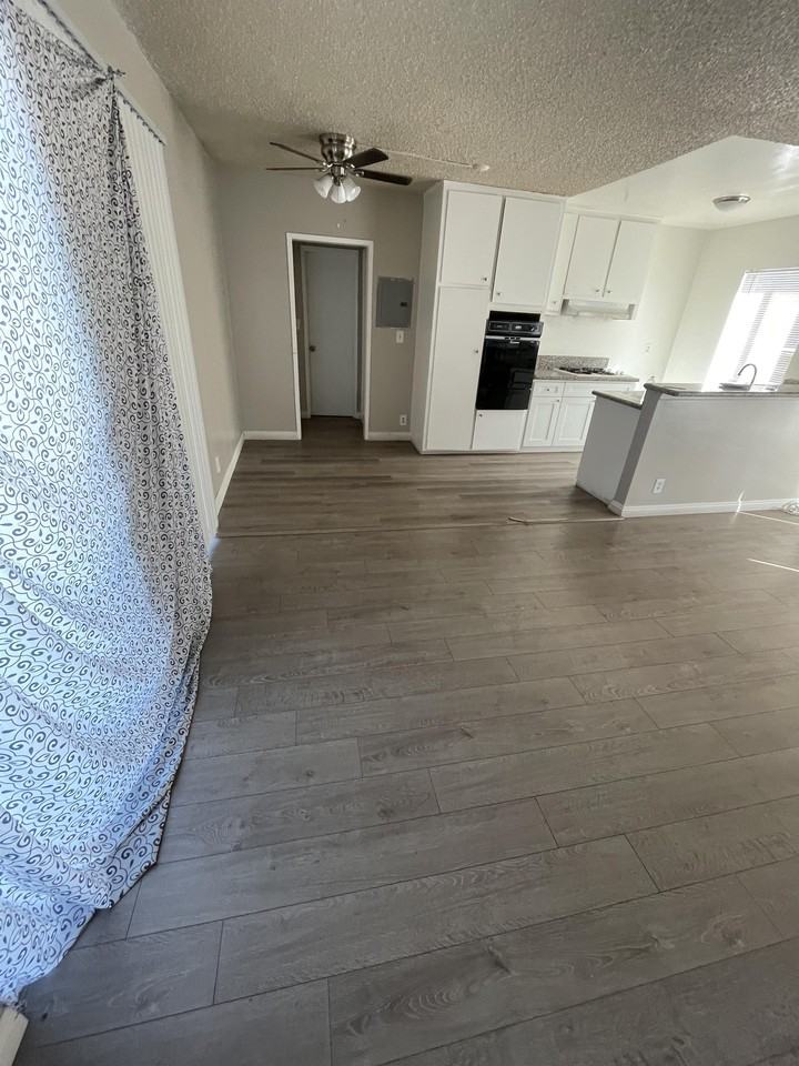 AJ Winnetka / 20006 Roscoe Blvd / John / RC - Photo 2 of 11