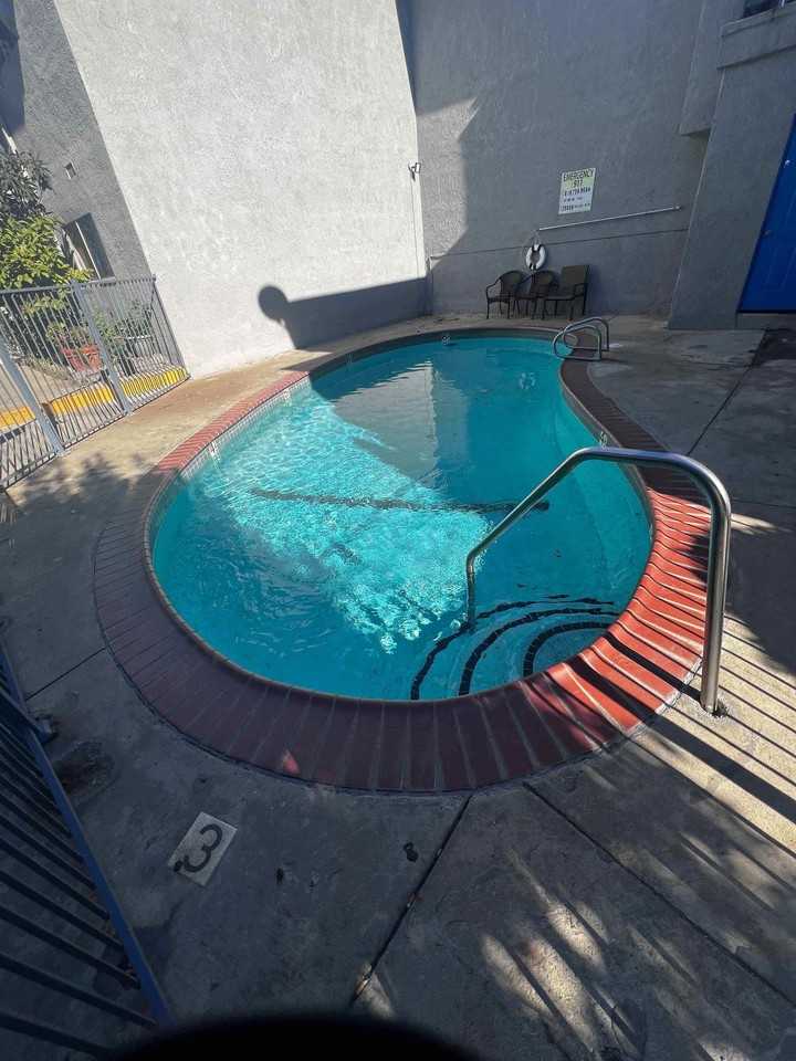 AJ Winnetka / 20006 Roscoe Blvd / John / RC - Photo 5 of 11