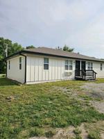 featured image of 300 Oak St