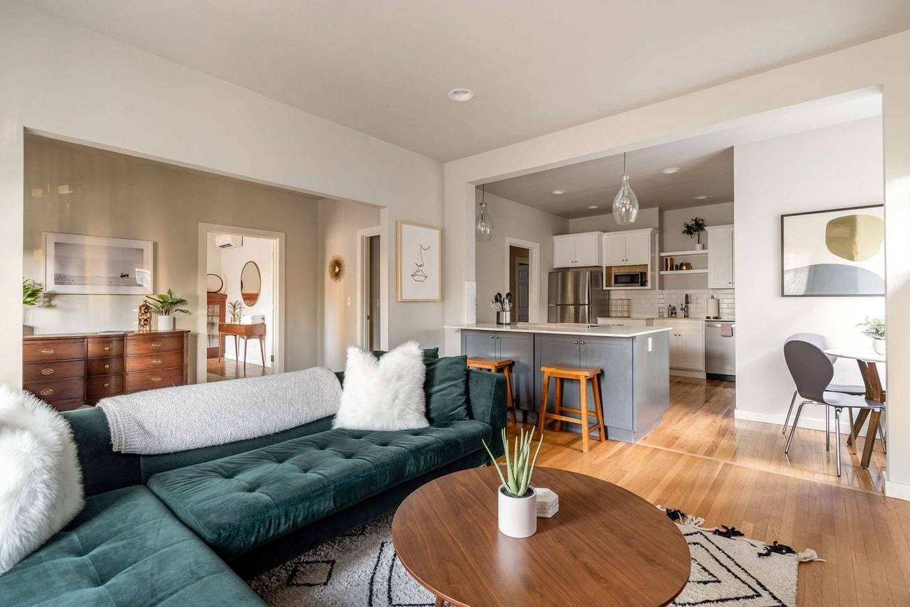 3046 Ne Glisan St #1309827P - Photo 2 of 33