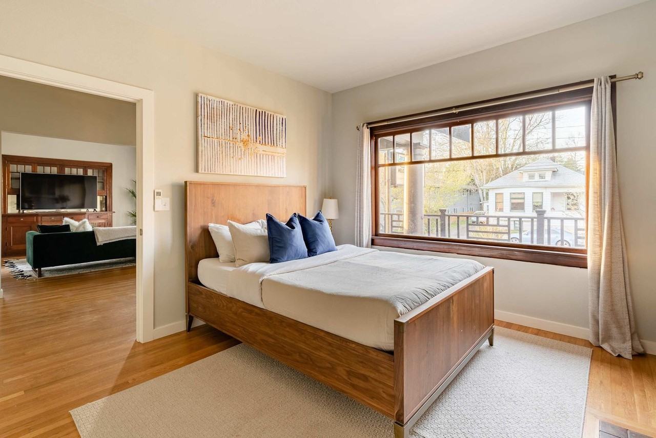 3046 Ne Glisan St #1309827P - Photo 6 of 33