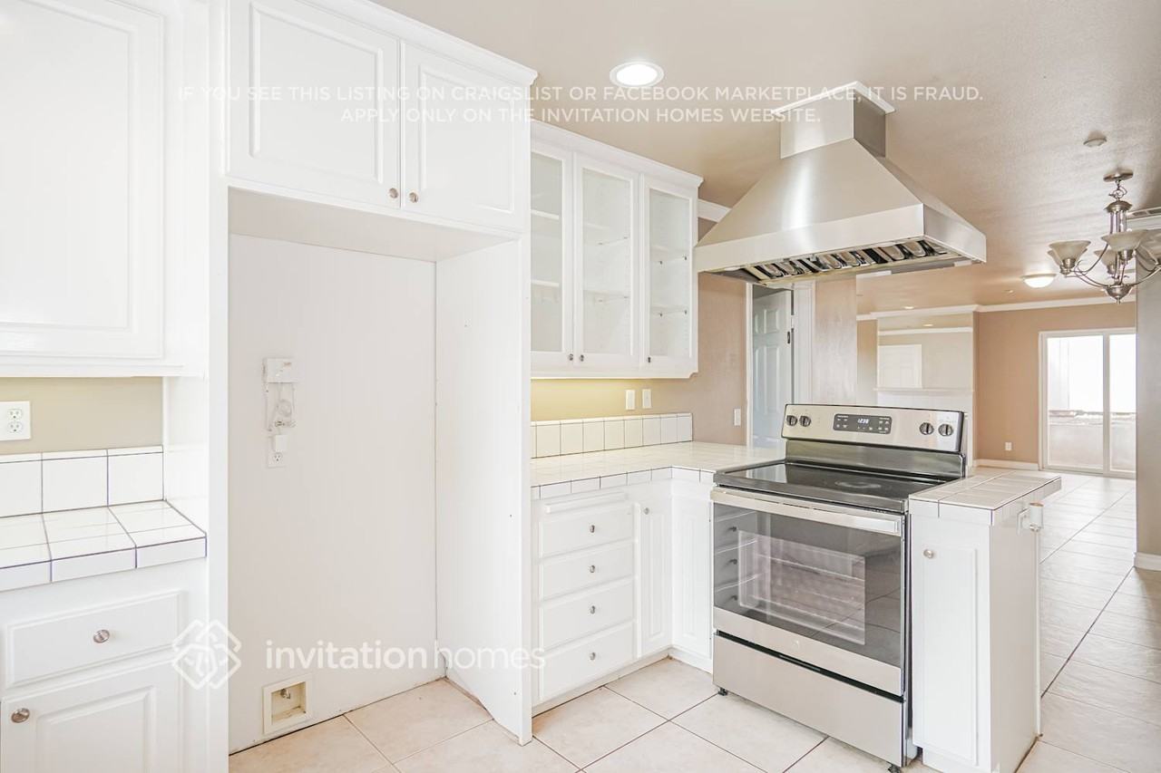 1315 East Mission Road - Photo 5 of 15