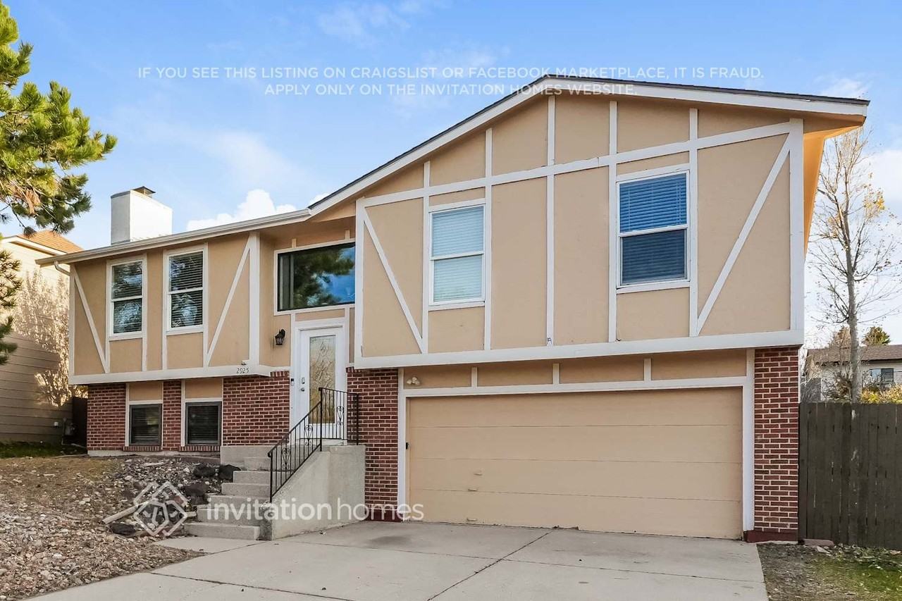 2925 Rhapsody Dr - Photo 4 of 18