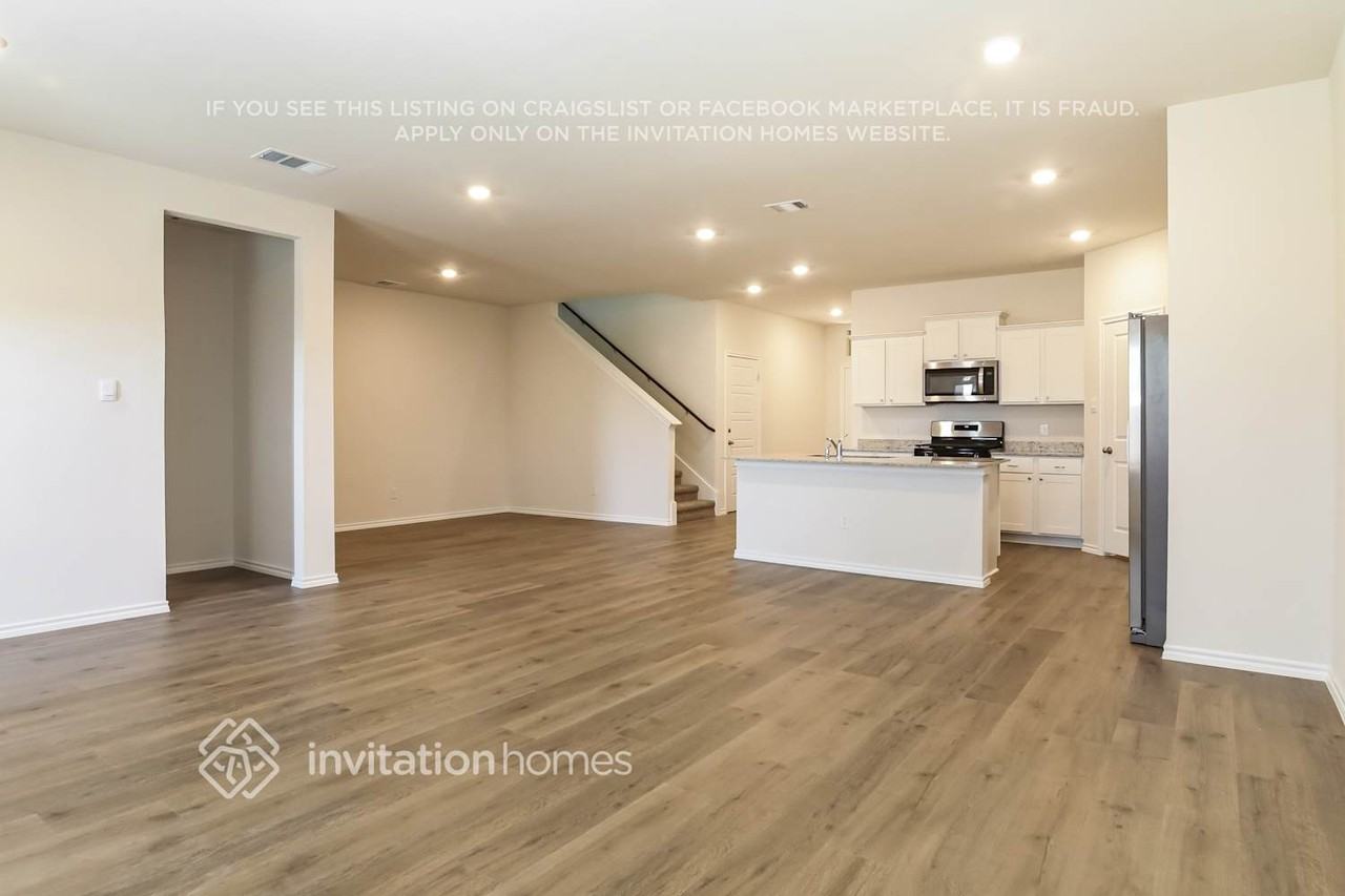 3912 Malachite Drive - Photo 6 of 18