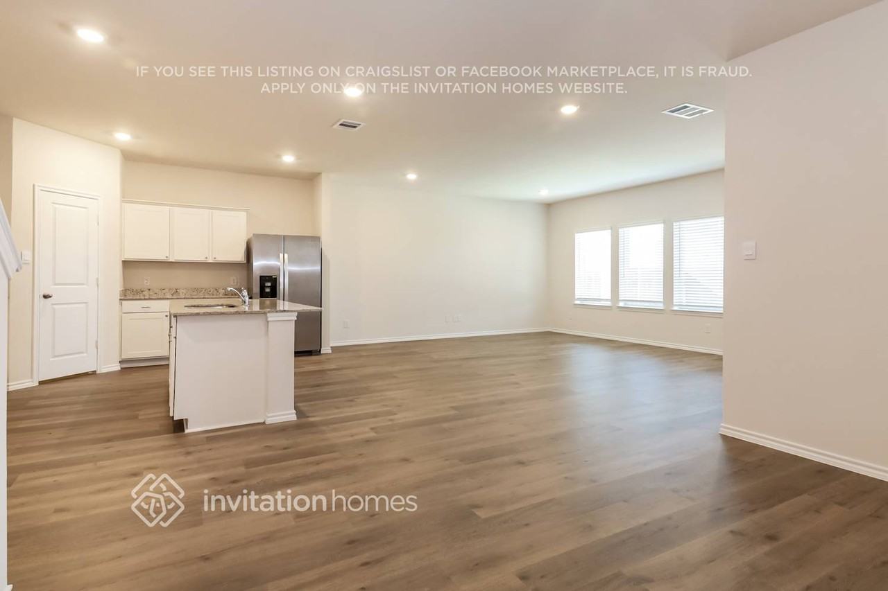 3912 Malachite Drive - Photo 7 of 18