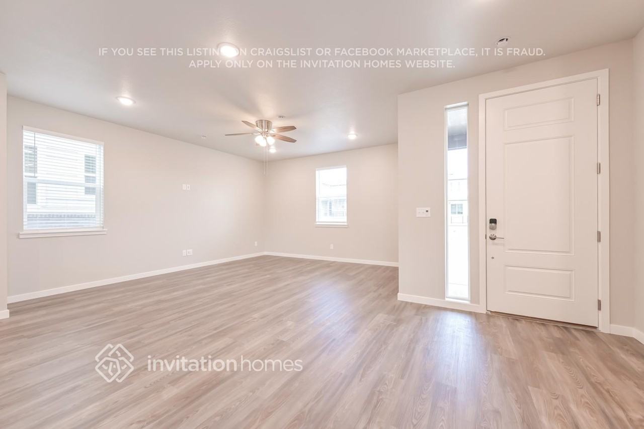 4721 Valdai Ct - Photo 4 of 18