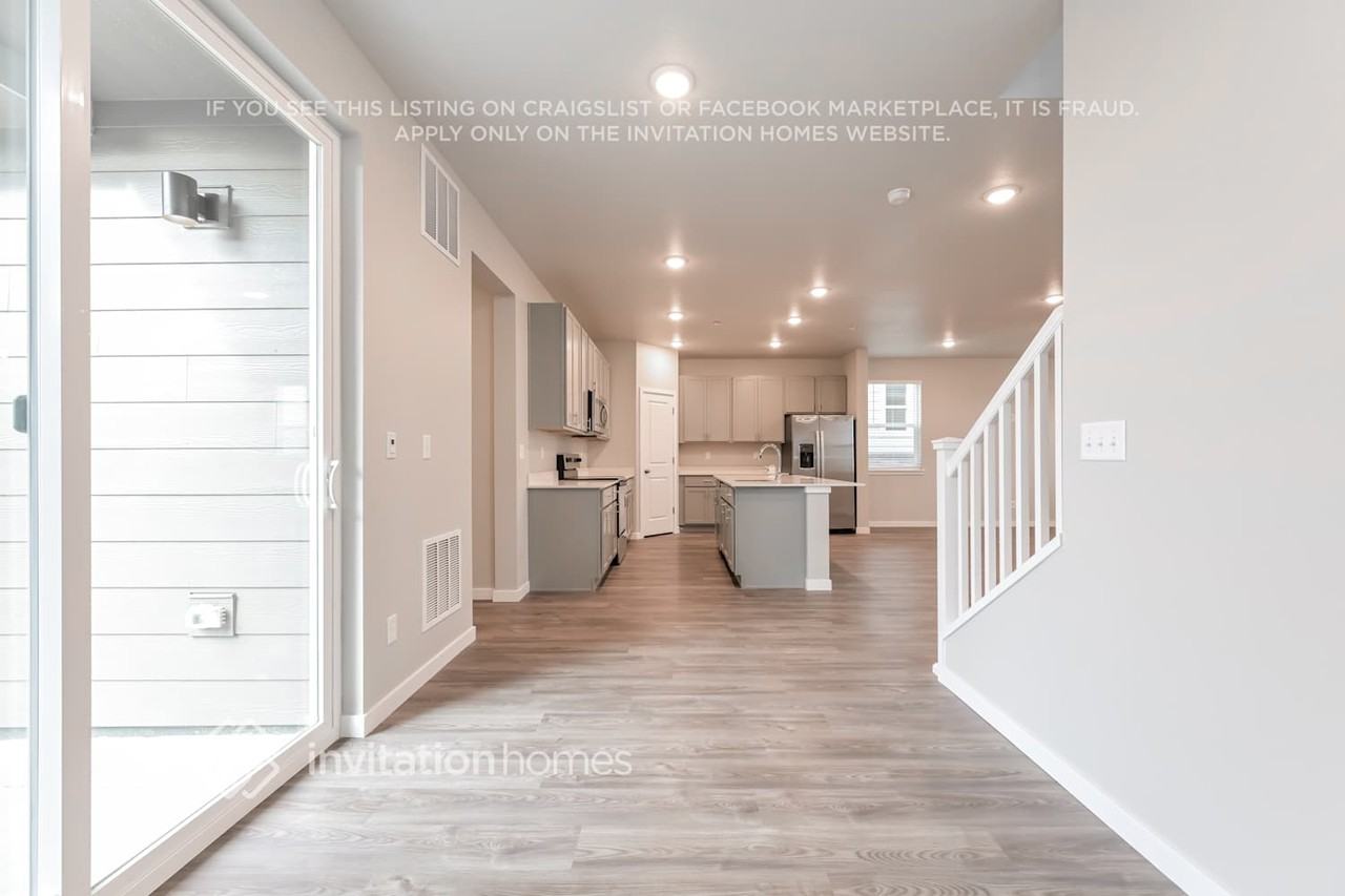 4721 Valdai Ct - Photo 5 of 18