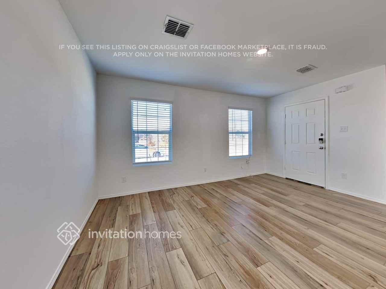 3068 Wallace Wells Court - Photo 3 of 19