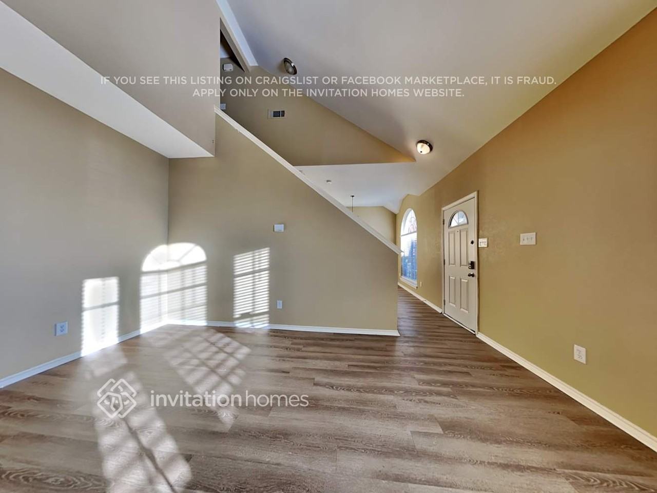 304 Stringer Dr - Photo 5 of 20