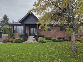 featured image of 979 Sunnidale Road