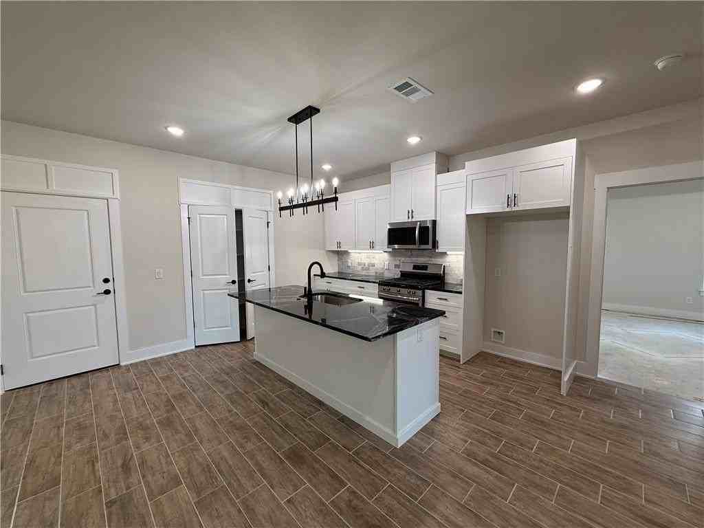 40 W Gilpin St - Photo 7 of 19