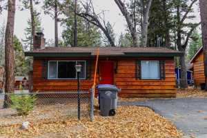 featured image of 853 Fir St