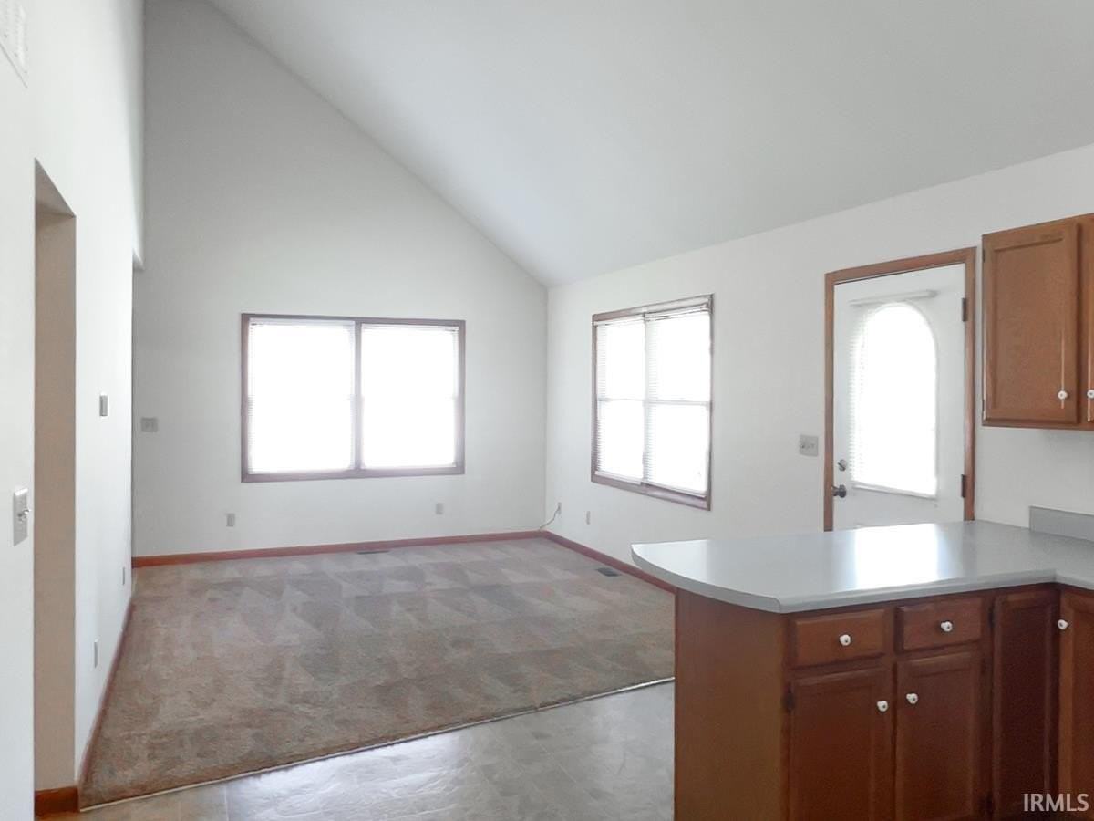 2304 E 8th St - Photo 6 of 30