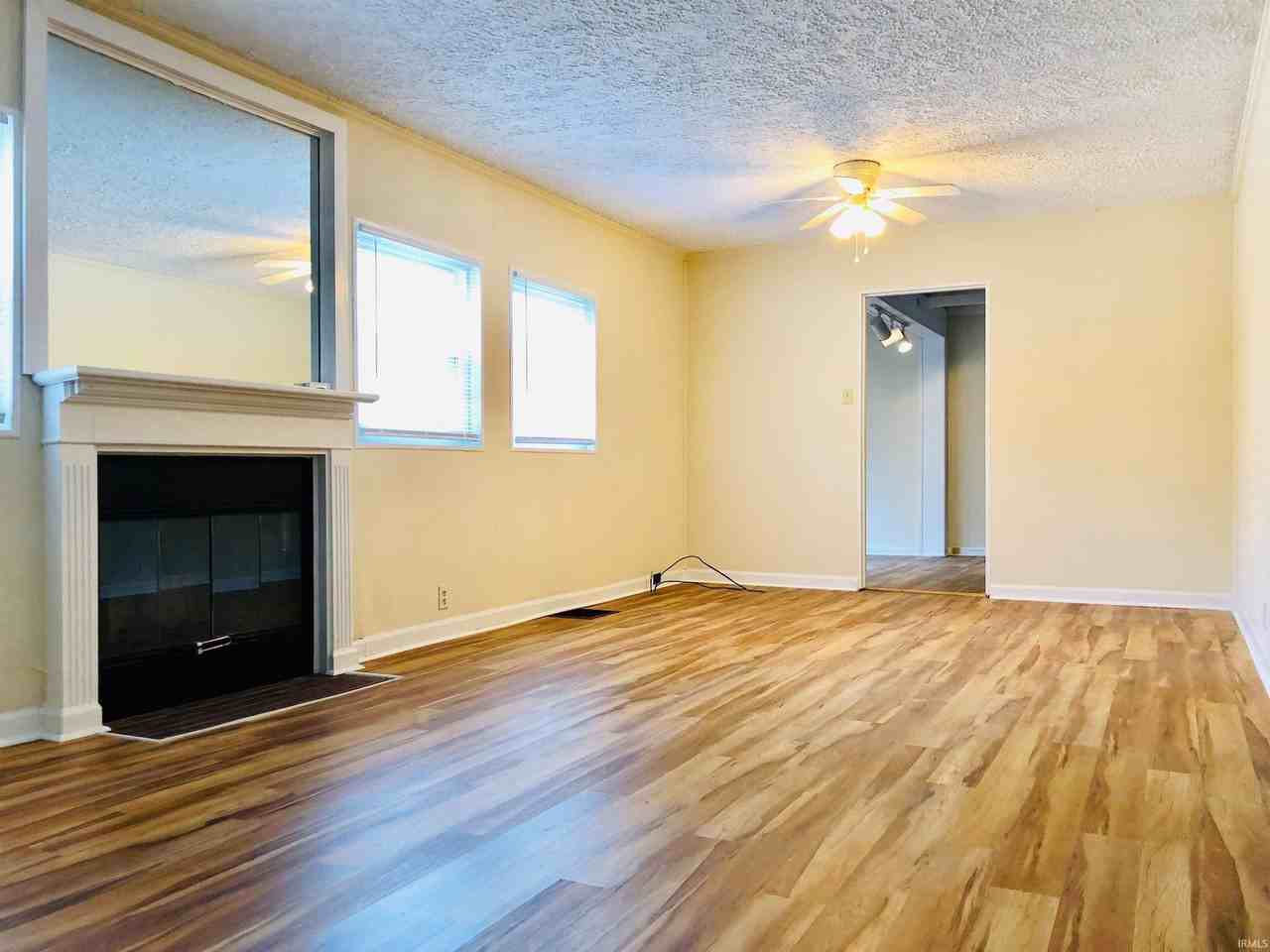 613 S Highland Ave - Photo 3 of 12