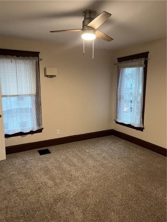 412 Walnut St - Photo 6 of 10