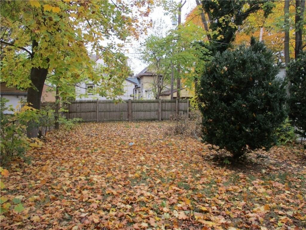 128 Bartlett St - Photo 4 of 11