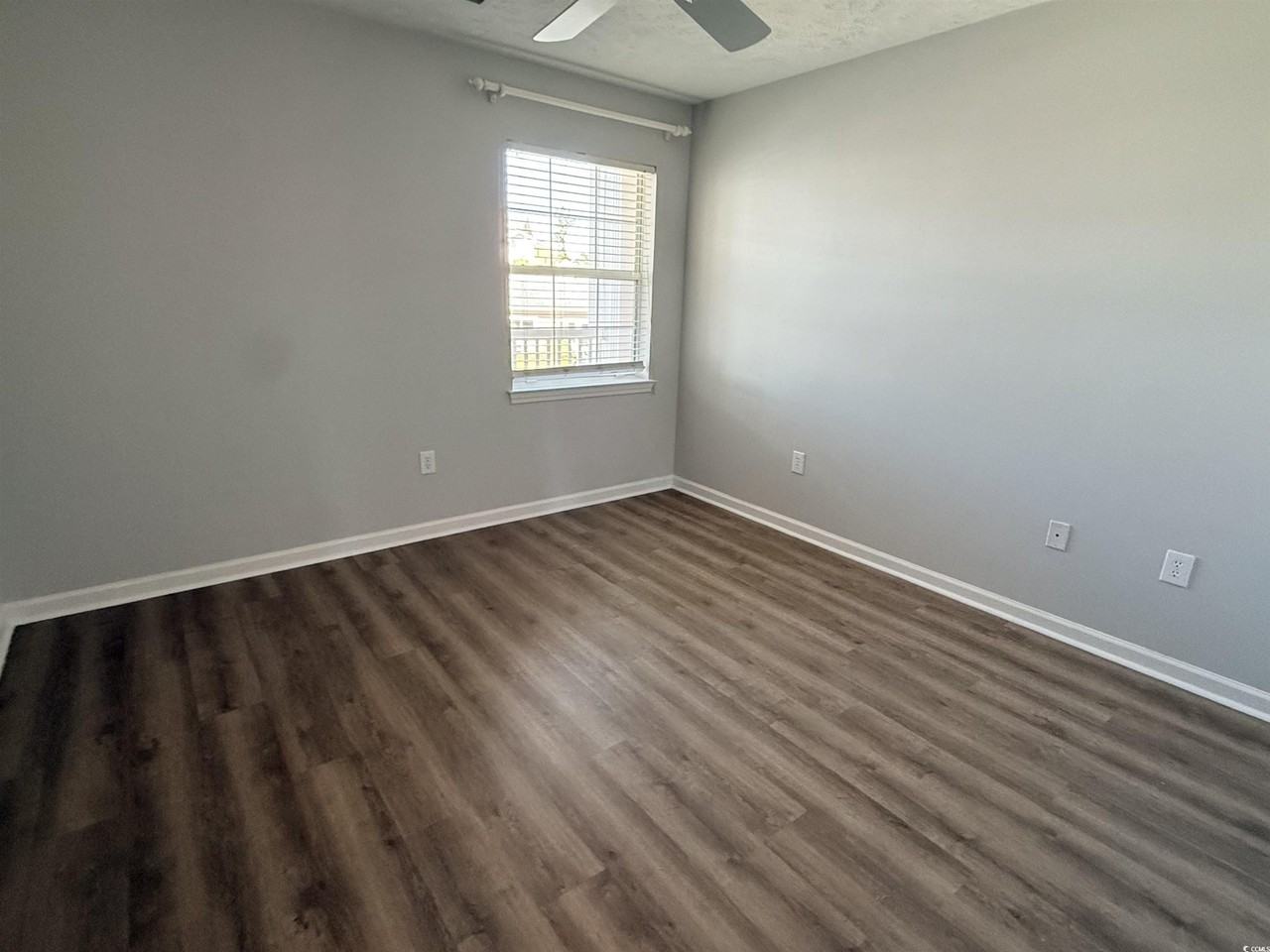 628 Waterway Village Blvd - Photo 5 of 21