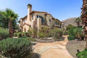 featured image of 450 White Fox Trail