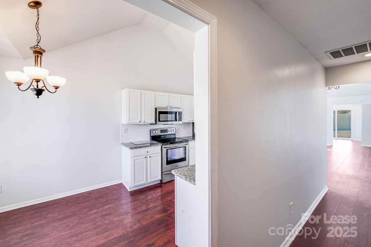 1427 Jabbok Pl Nw - Photo 7 of 30