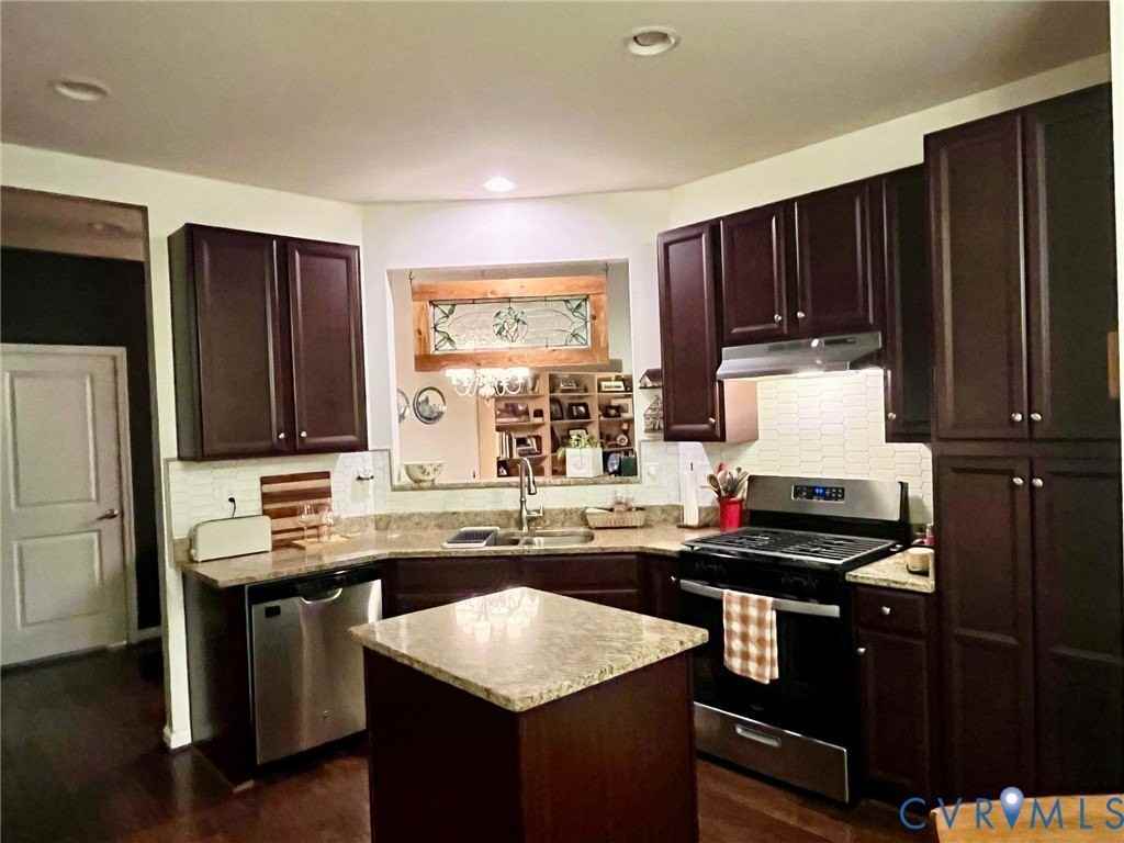 3103 Abruzzo Place - Photo 5 of 12