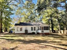 413 S Pontiac - Photo 1 of 1