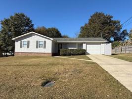 featured image of 918 Capstone Dr