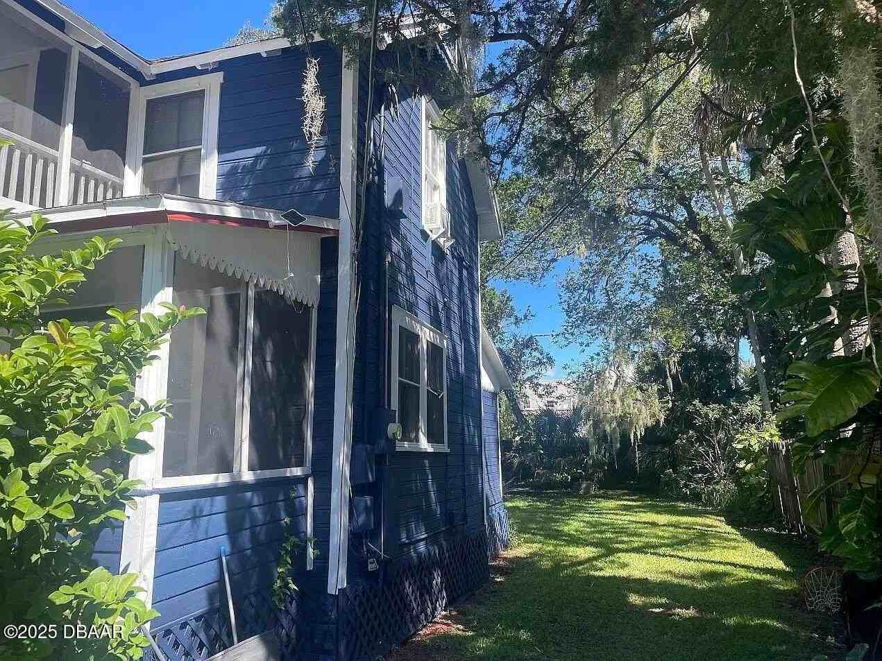 745 S Palmetto Ave Unit 1 #1 - Photo 3 of 10