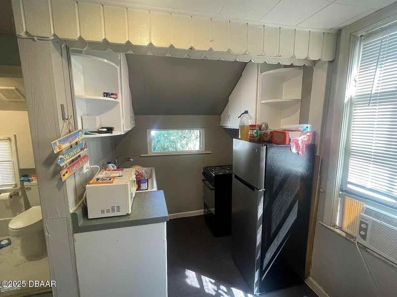 745 S Palmetto Ave Unit 1 #1 - Photo 5 of 10