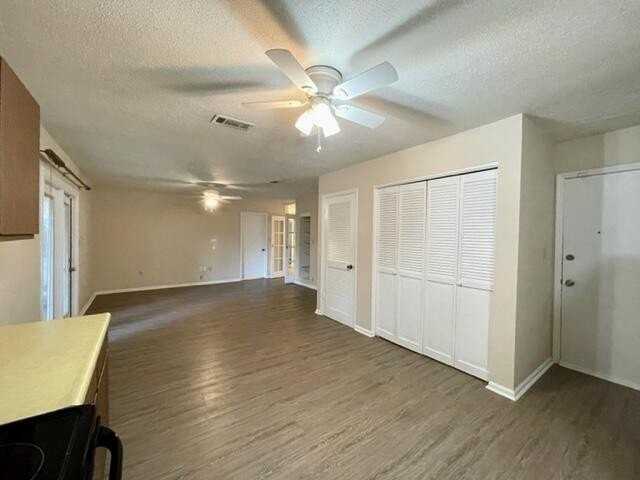 36 10th St - Photo 7 of 22