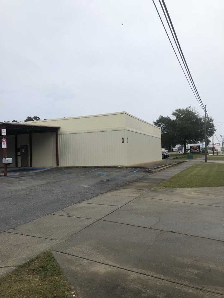 404 W James Lee Blvd - Photo 5 of 14