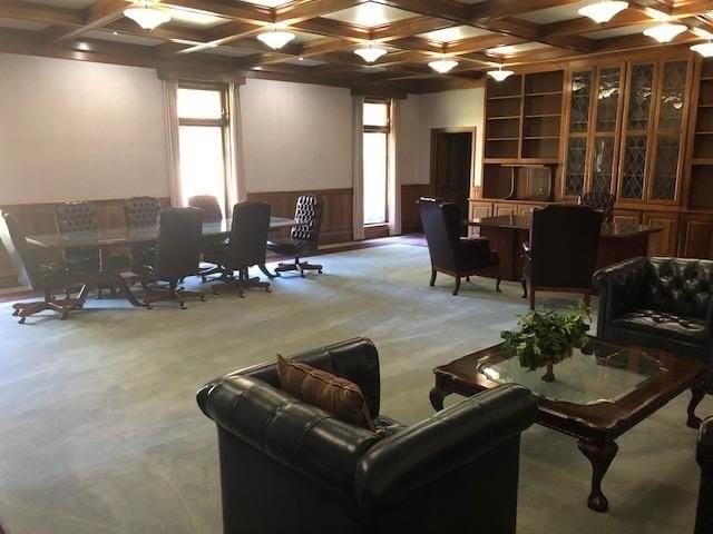 102 Sunset Ln - Photo 7 of 11